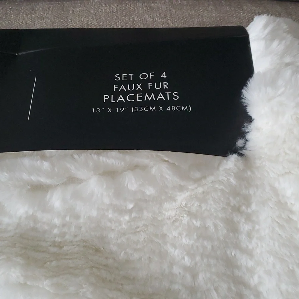 Tahari Soft White Faux Fur Placemats Set Of 4